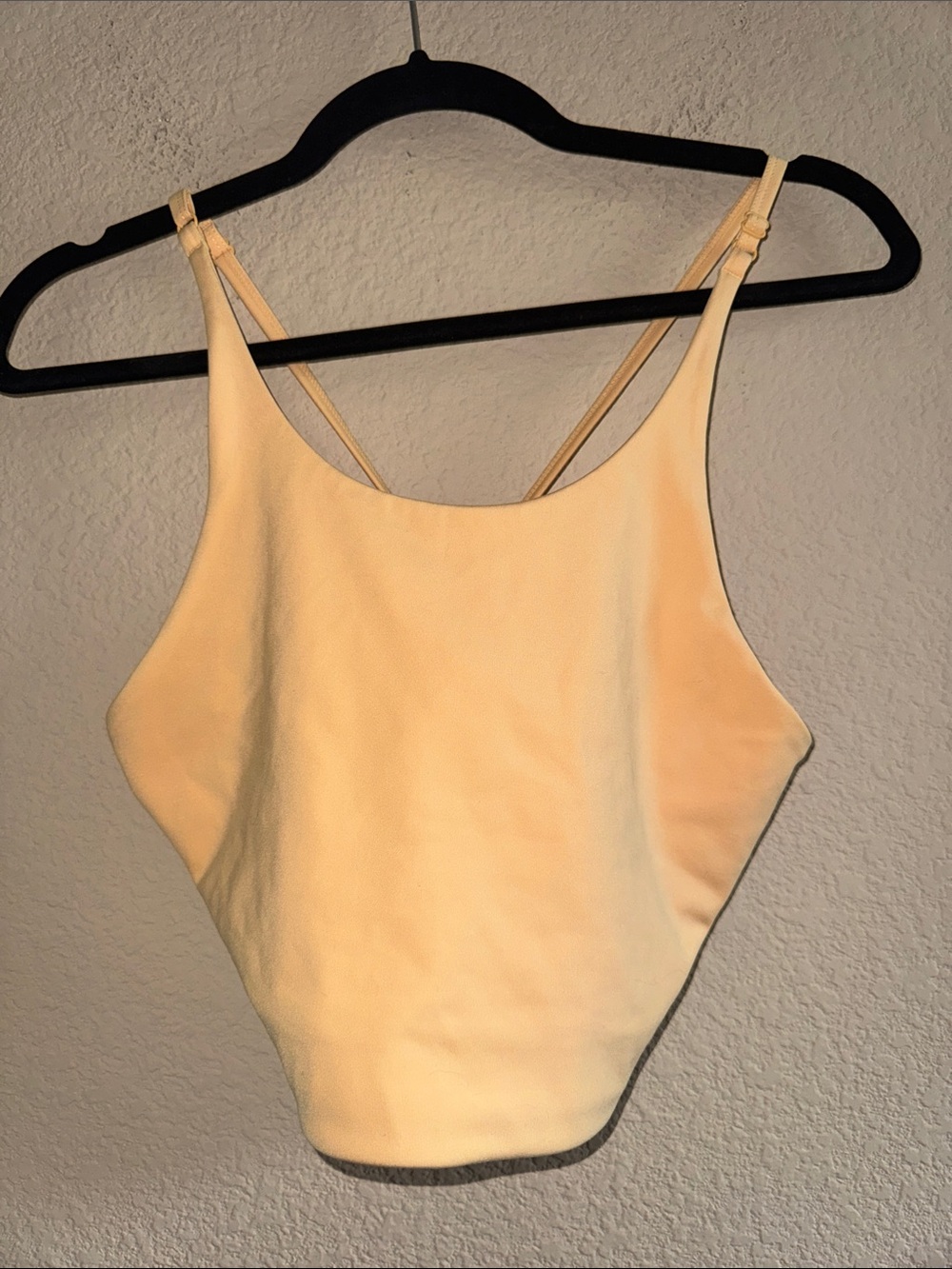 Girlfriend Collective Butter Yellow Halter Cropped Tank Size Large